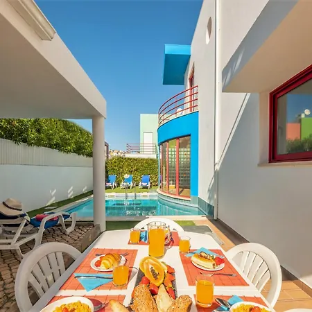 Villa Holiday Home In Albufeira Near Marina Albufeira