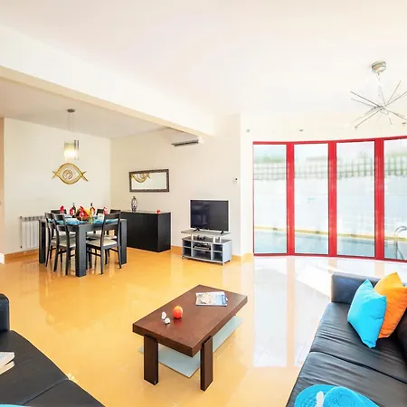 Holiday Home In Albufeira Near Marina *