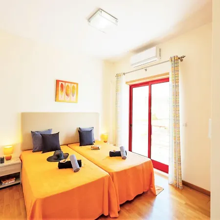 Holiday Home In Albufeira Near Marina Albufeira