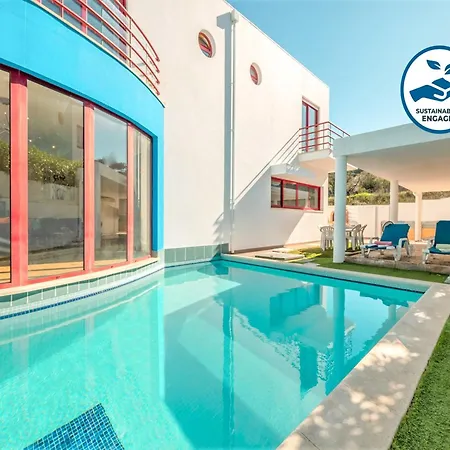 Holiday Home In Albufeira Near Marina Willa *